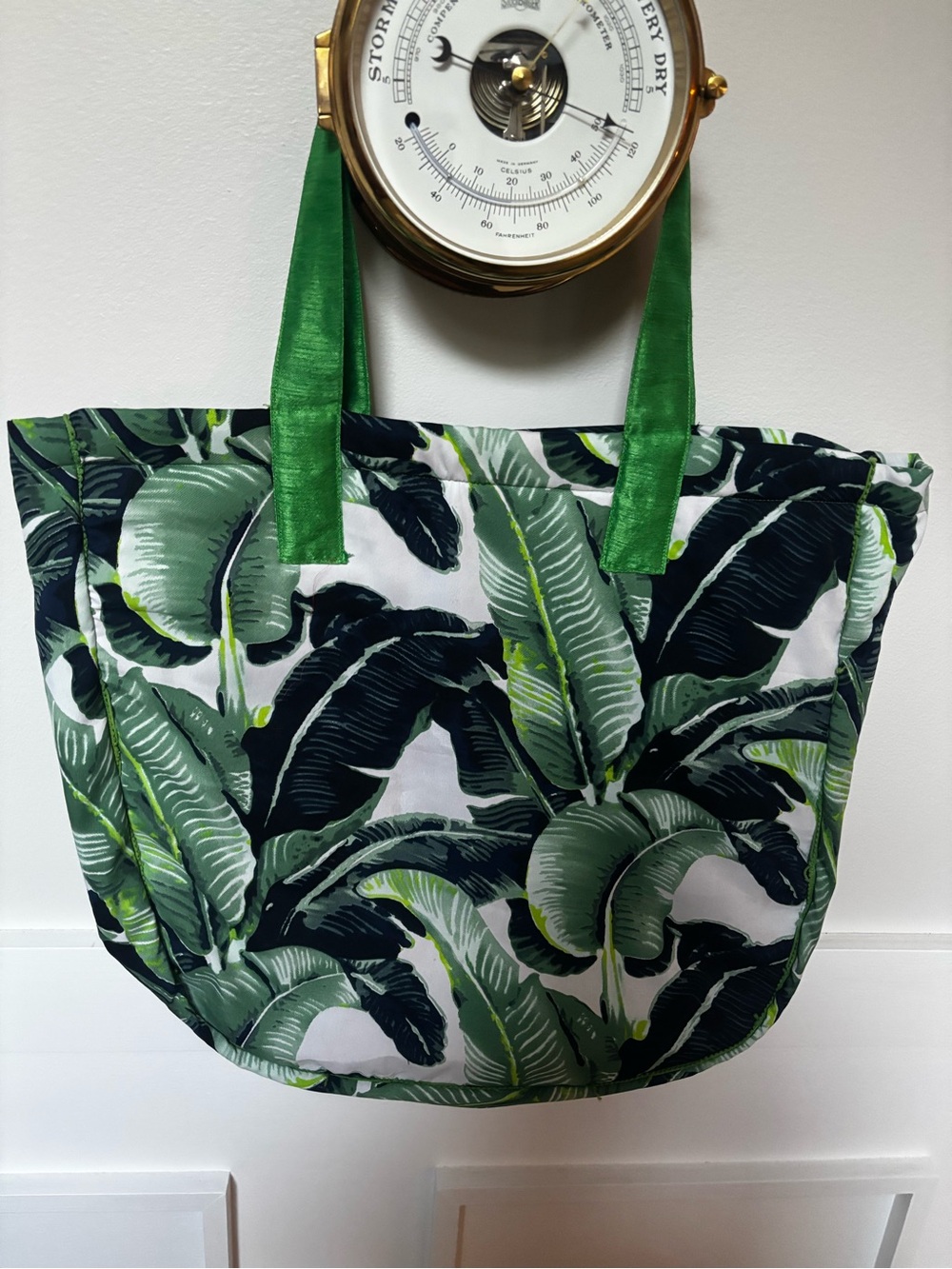 Green Tropical Leaf Tote Bag - Women's Beach & Everyday Carry tote